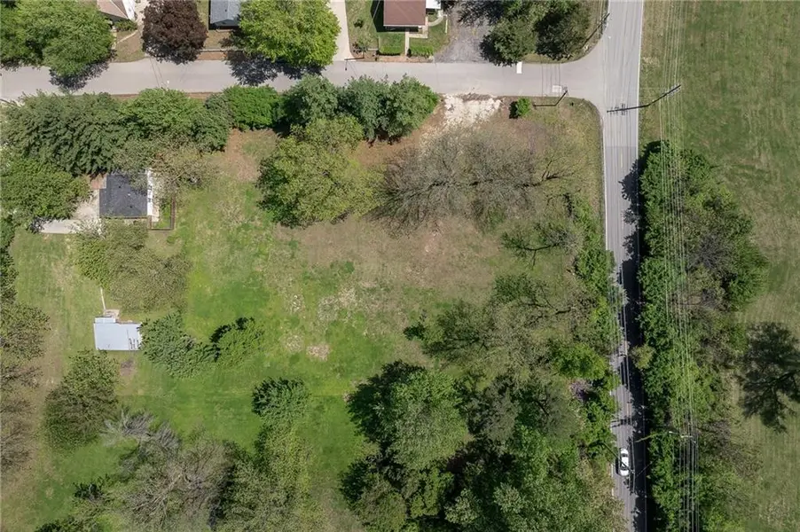 4406 Orchard RD, St Joseph, MO 64505