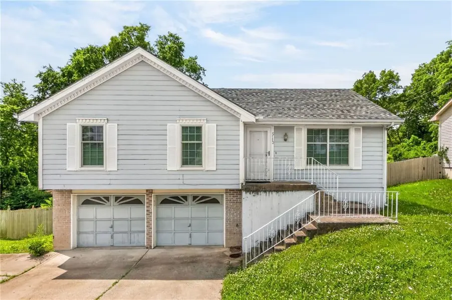 5113 NE 48th ST, Kansas City, MO 64119