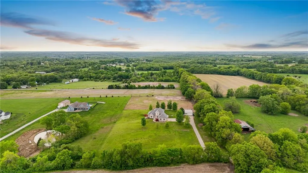 30704 Adams Cemetery RD, Grain Valley, MO 64029