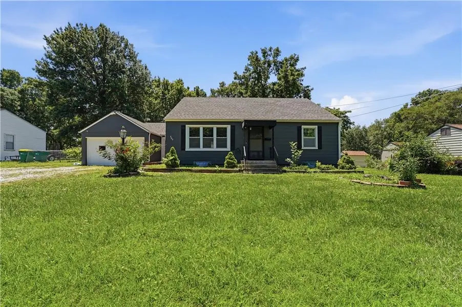 505 NE 74TH TER, Gladstone, MO 64118