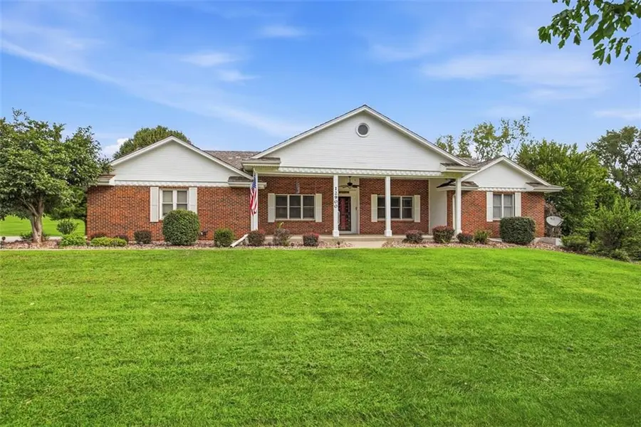 12900 NW 145th ST, Platte City, MO 64079