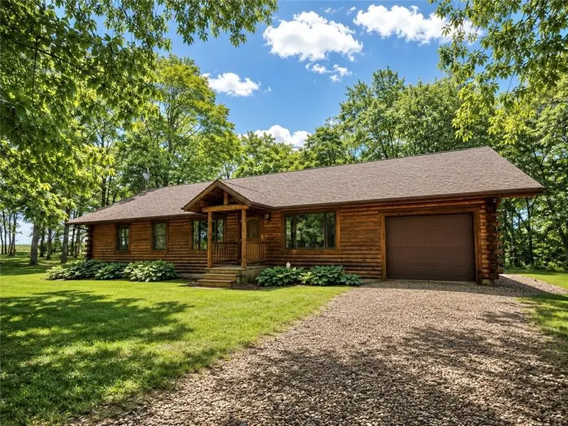 21004 Danube RD, Burlington Jct, MO 64428