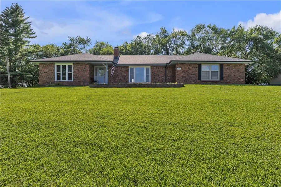 6306 Highway 169 HWY #SE, St Joseph, MO 64507