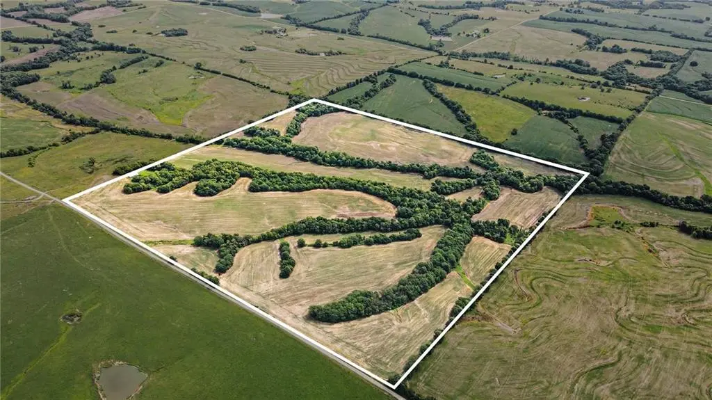 000 Cowsert RD, Braymer, MO 64624