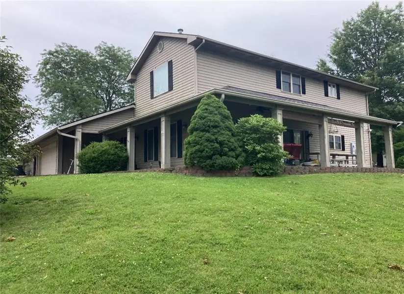 2216 Country Club DR, Chillicothe, MO 64601