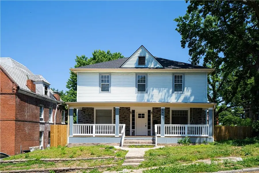 1407 Felix ST, St Joseph, MO 64501