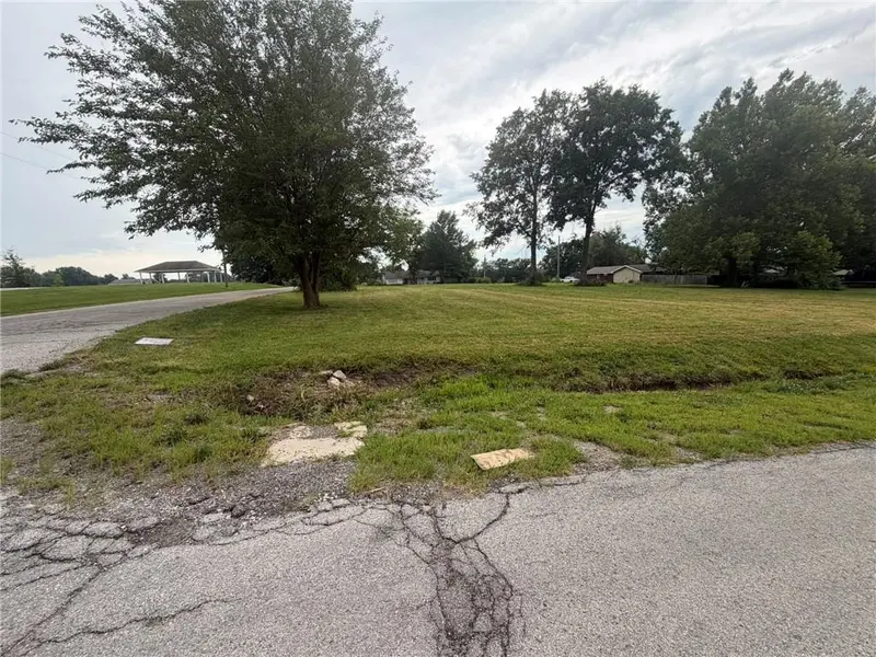 1205 S Dallas ST, Albany, MO 64402