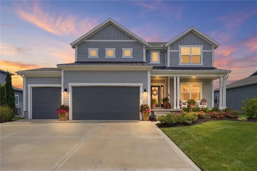140 SE Riley ST, Blue Springs, MO 64064