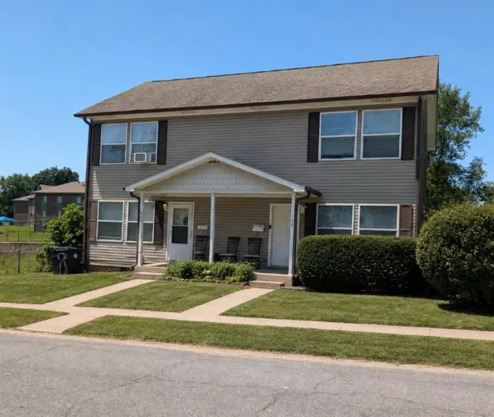 420 & 422 S 15th ST, St Joseph, MO 64501