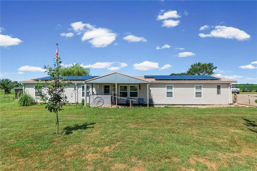 1224 NW State Route K HWY, Butler, MO 64730