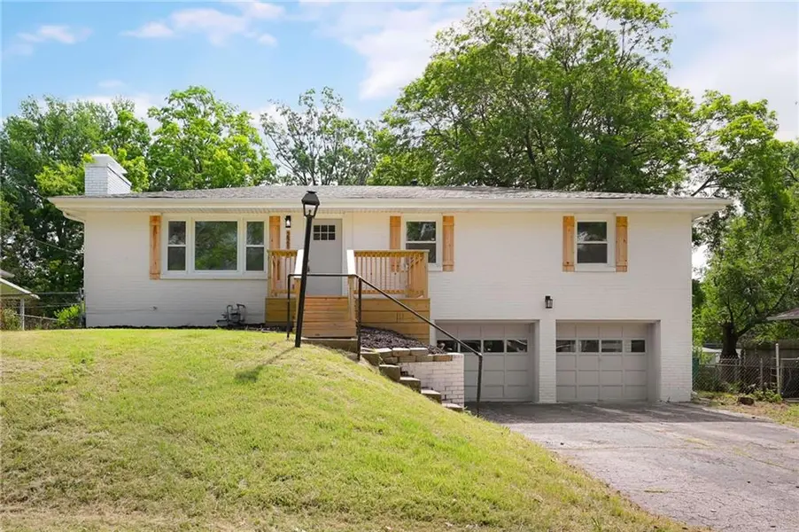 2217 N 83rd ST, Kansas City, KS 66109