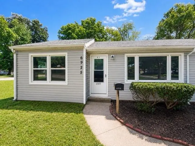6925 Raytown RD, Raytown, MO 64133