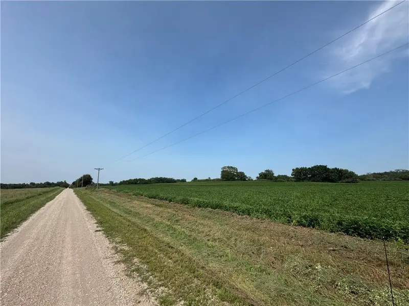 00000 S Hoch RD, Burlingame, KS 66413