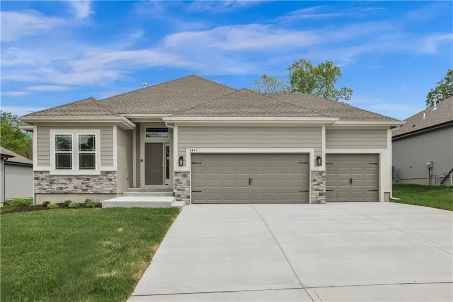 3323 NW 93rd ST, Kansas City, MO 64154