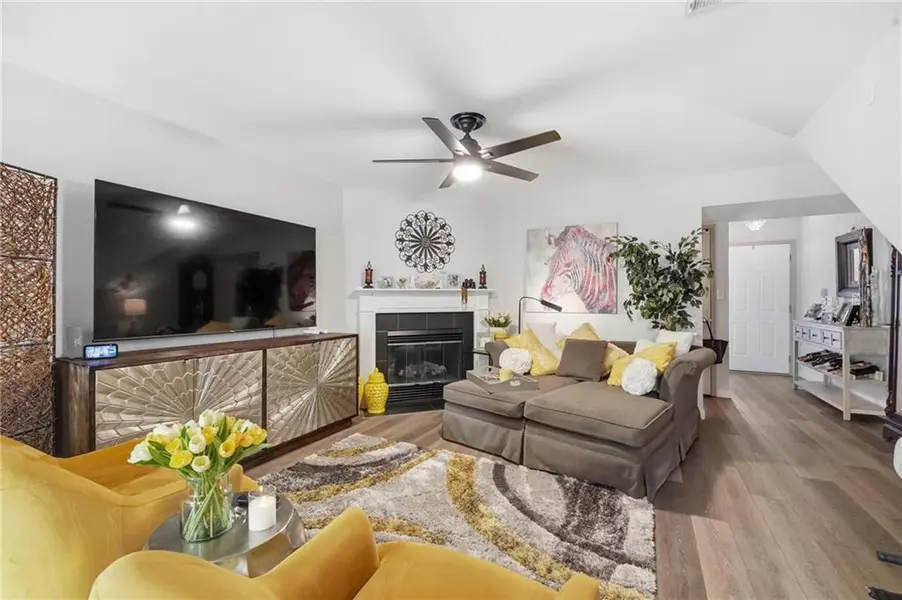 3525 NE Austin DR, Lee's Summit, MO 64064
