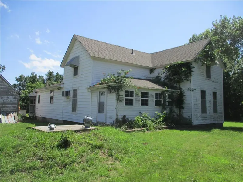 1101 W 12th ST, Baxter Springs, KS 66713