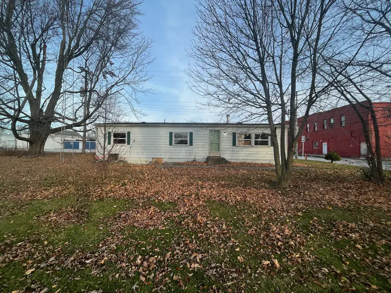 106 W Water ST, Converse, IN 46919