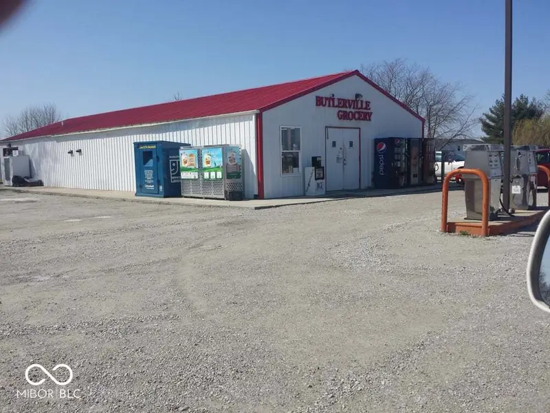 5185 E Us Highway 50, Butlerville, IN 47223