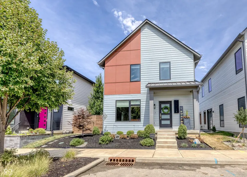 8686 Morgan DR, Fishers, IN 46038