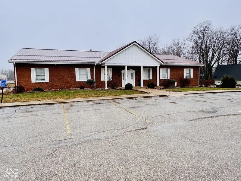2125 E State Highway 54, Linton, IN 47441