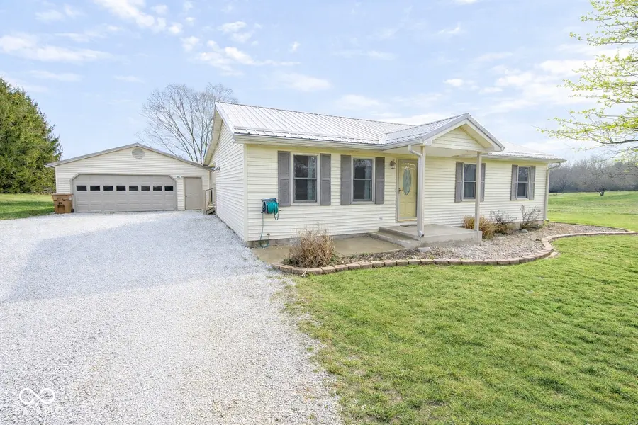 739 E 125 S, Williamsport, IN 47993