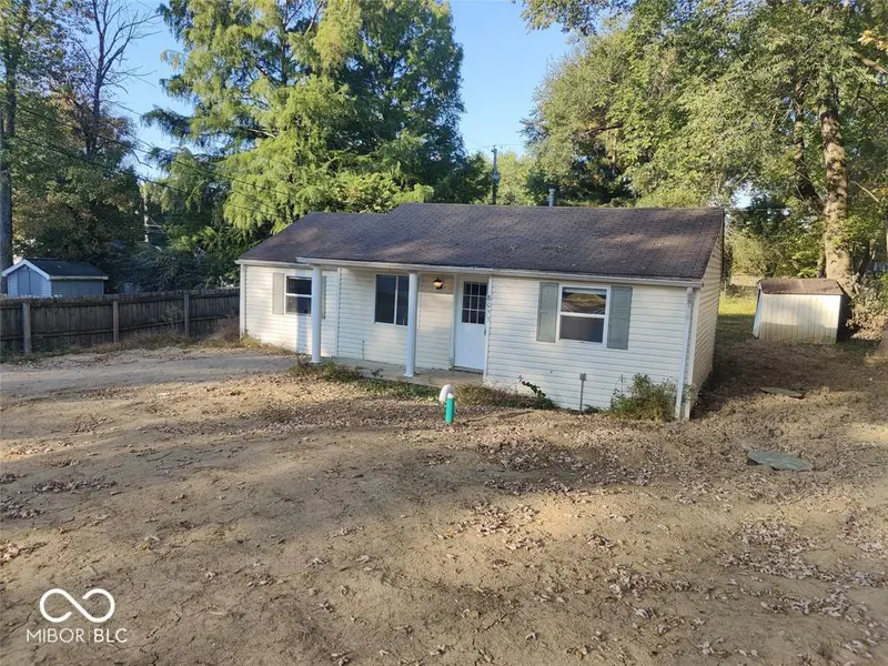 8053 N Sugar Creek Myrtle LN, Fairland, IN 46126