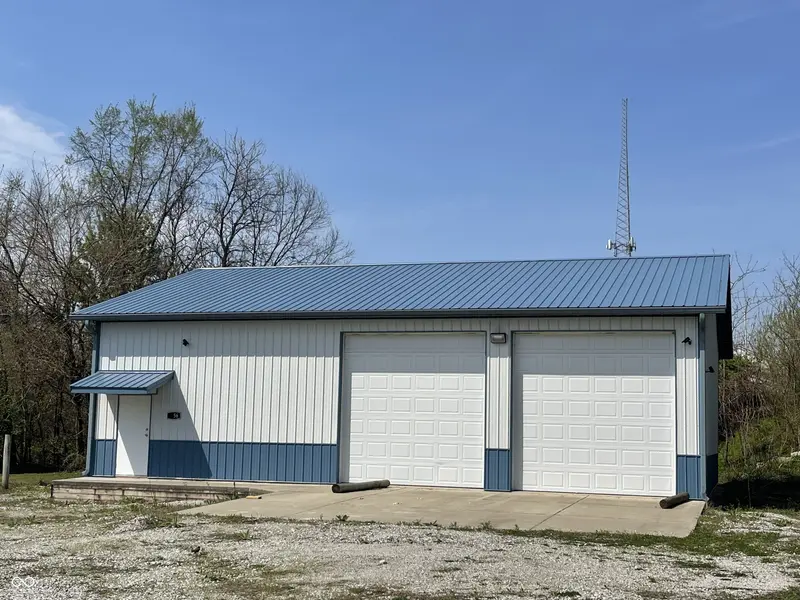 2056 N 4th ST, Terre Haute, IN 47804