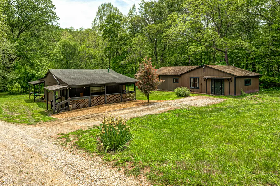 1691 Country Club RD, Nashville, IN 47448