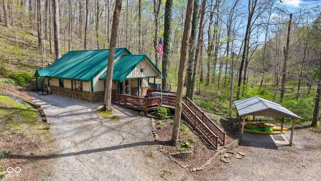 11040 E Purdue Farm RD, Dubois, IN 47527