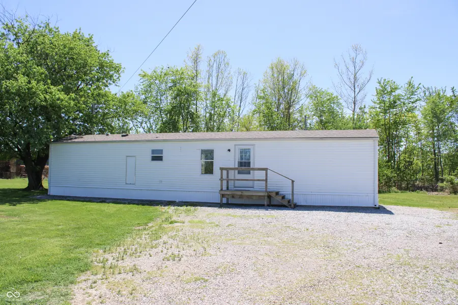 5155 E Us Highway 50, Butlerville, IN 47223