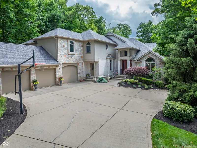 13011 Water Ridge DR, Fishers, IN 46055