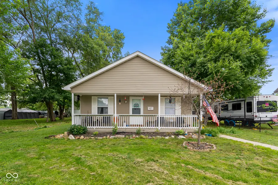 300 E Washington ST, Mooresville, IN 46158
