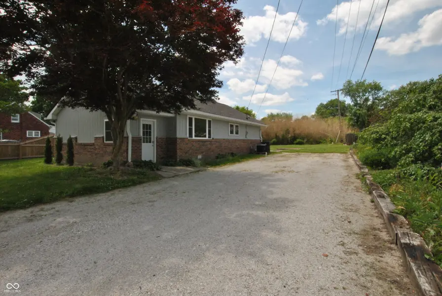 506 N Main ST, Brooklyn, IN 46158