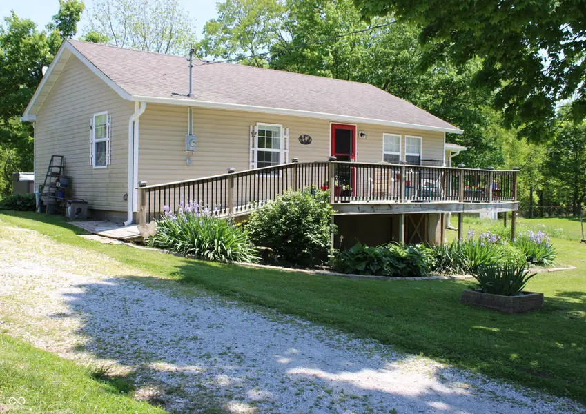 13517 N County Road 275 W, Roachdale, IN 46172