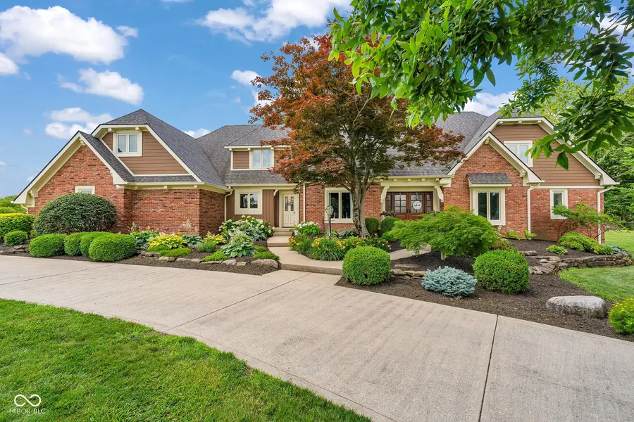 1255 E Greyhound PASS, Carmel, IN 46032