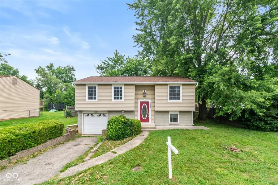 9008 Panorama CT, Indianapolis, IN 46234
