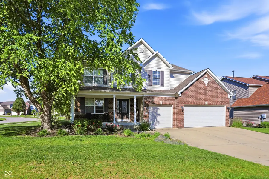 1456 Stormhaven, Greenwood, IN 46143