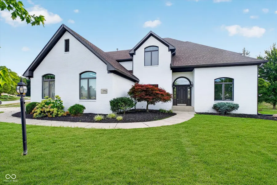 3256 Waterside CT, Greenwood, IN 46143
