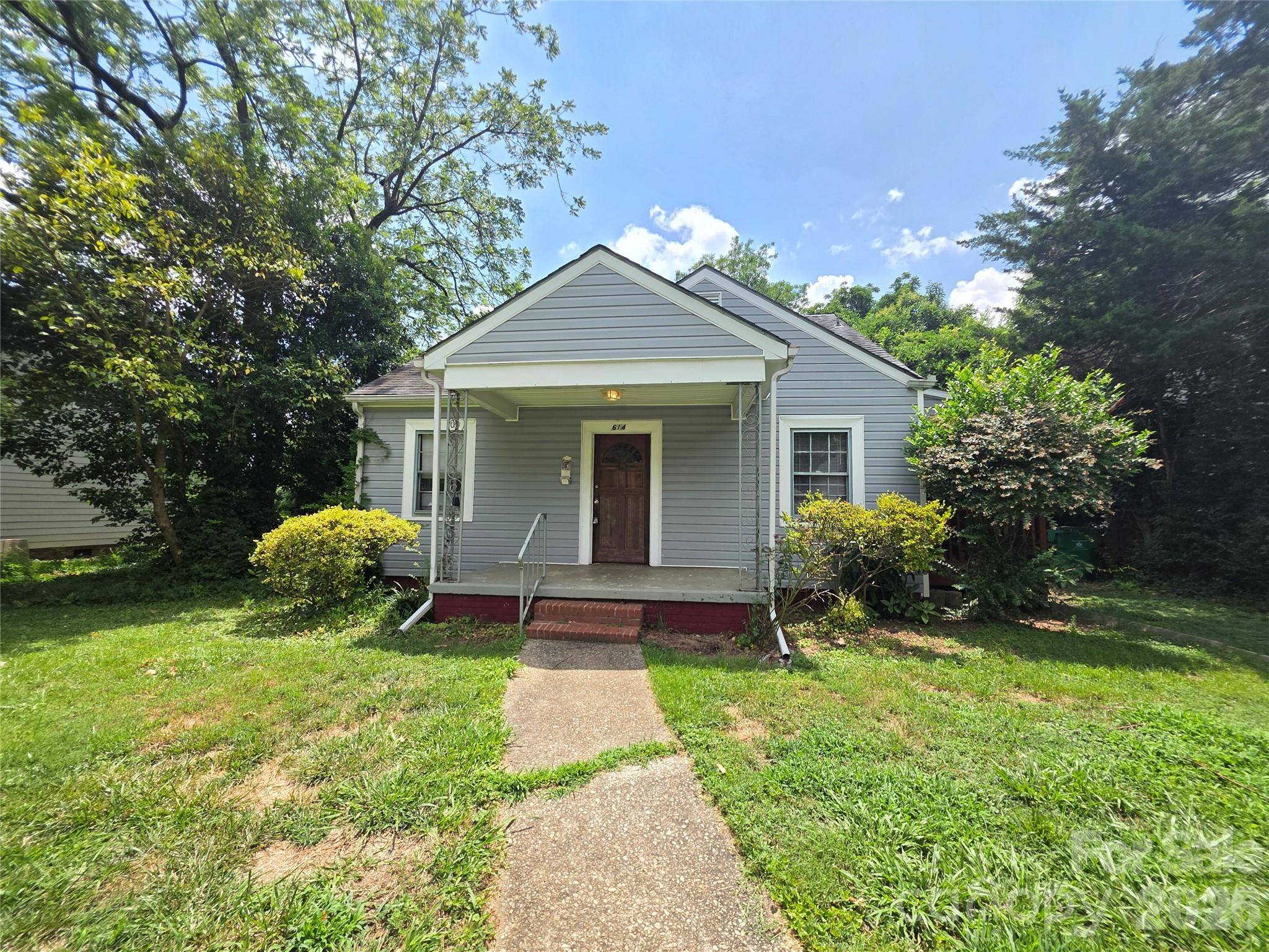614 Marsh RD, Charlotte, NC 28209