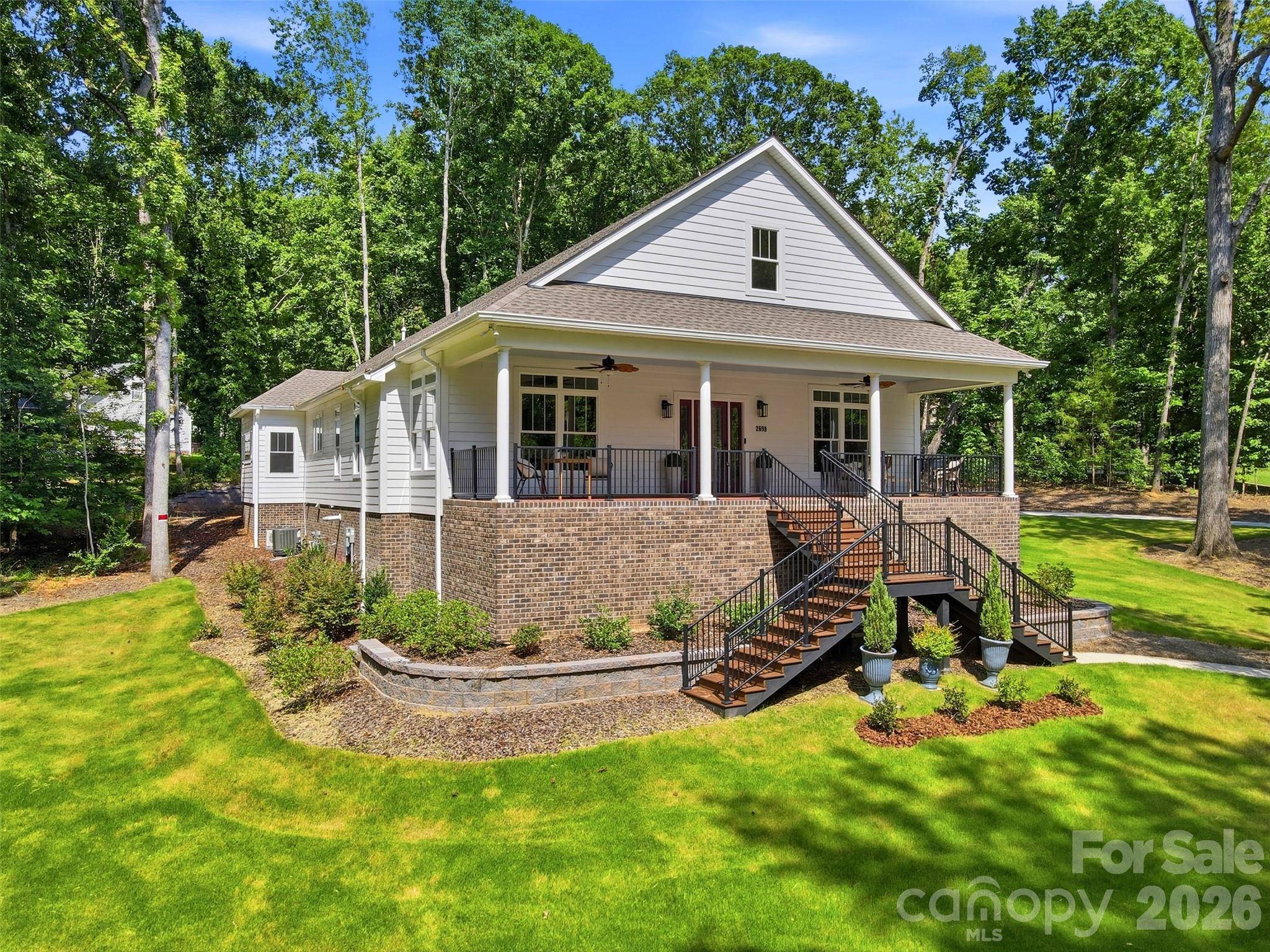 2698 Oakhurst DR, Rock Hill, SC 29732