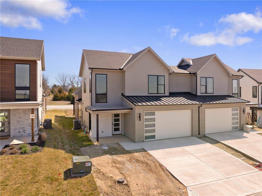 9551 Jupiter ST, Lenexa, KS 66219