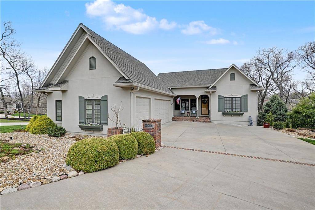 16661 S Country Club DR, Loch Lloyd, MO 64012