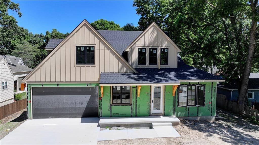 2710 W 49th ST, Westwood, KS 66205