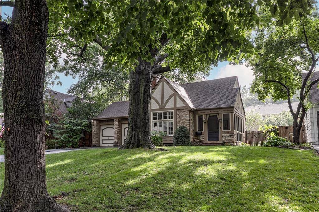 5435 Aberdeen RD, Fairway, KS 66205