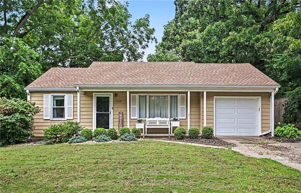 2509 NE 46th TER, Kansas City, MO 64116