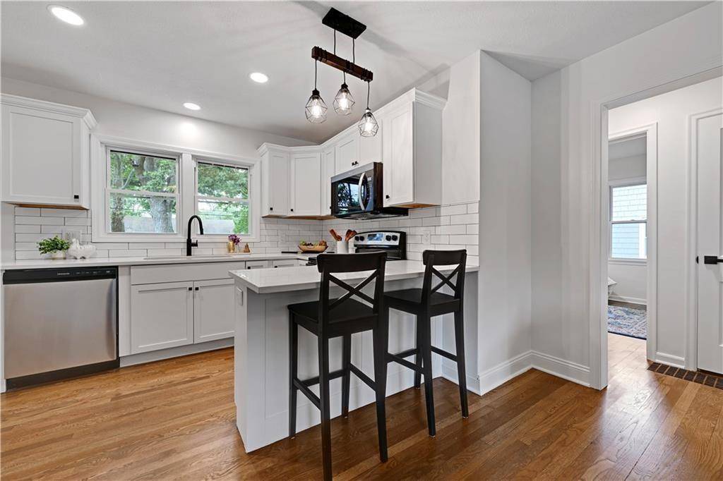 5408 W 72nd ST, Prairie Village, KS 66208