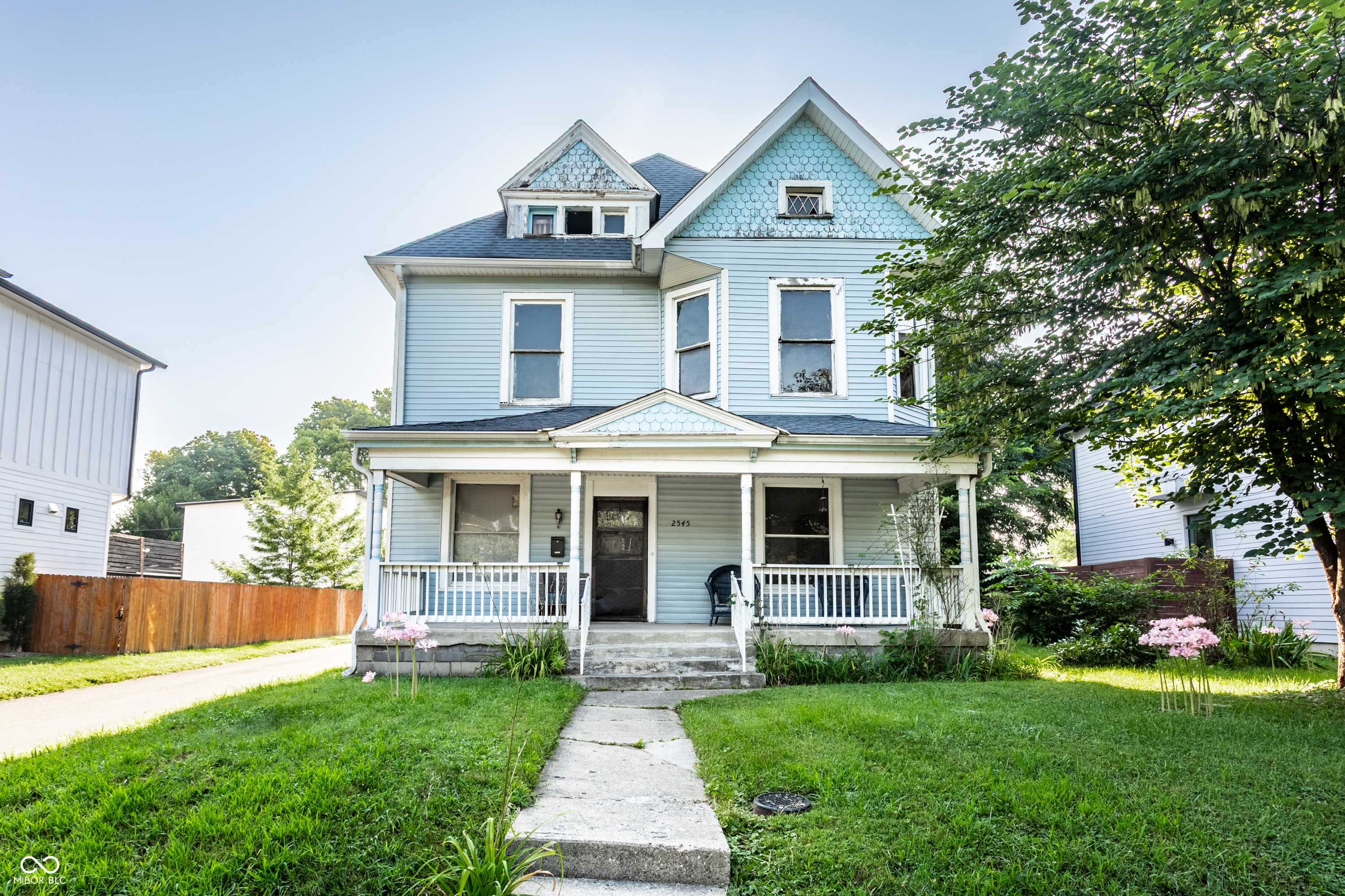 2545 Broadway ST, Indianapolis, IN 46205