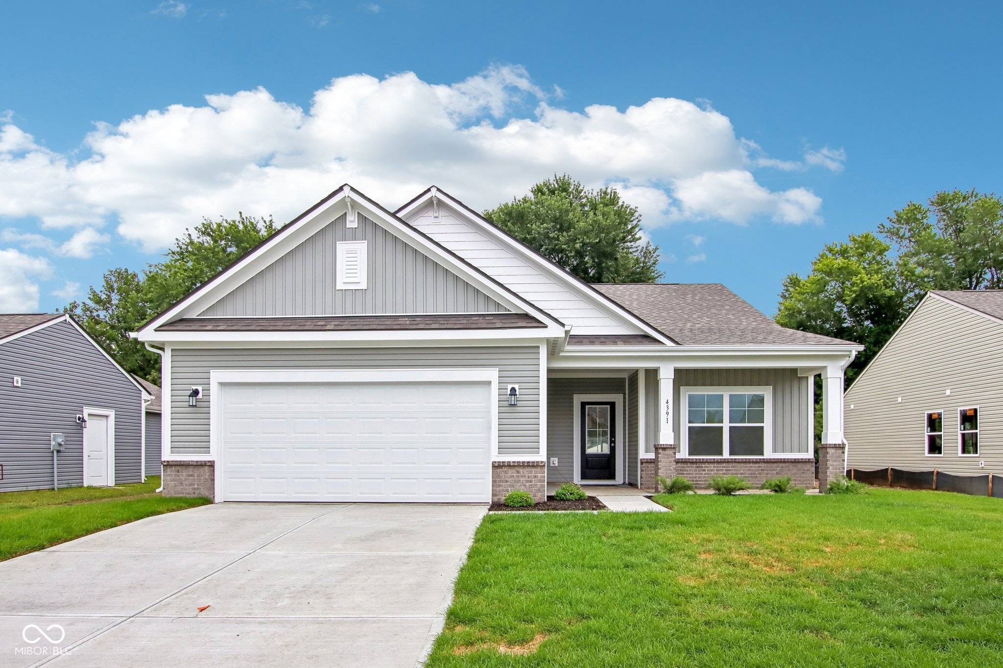 4391 Sedgewick CT, Columbus, IN 47201