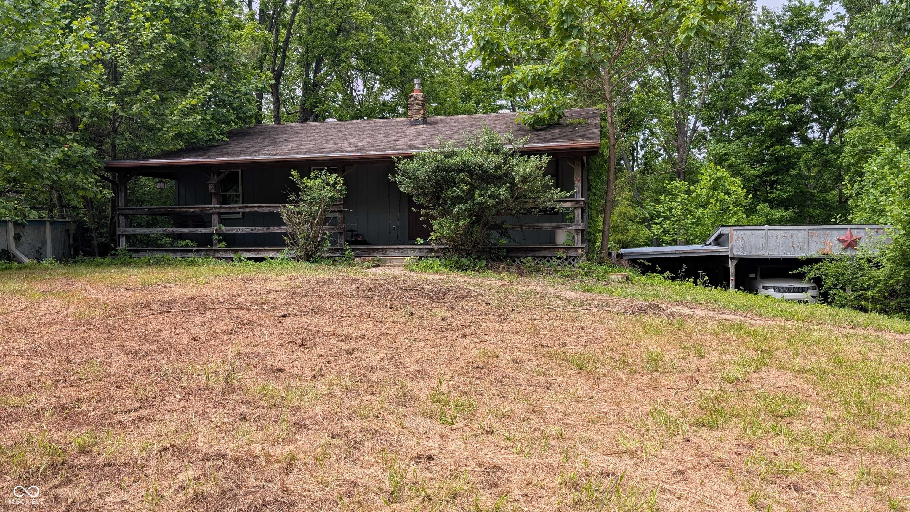 6715 E Gross RD, Bloomington, IN 47401