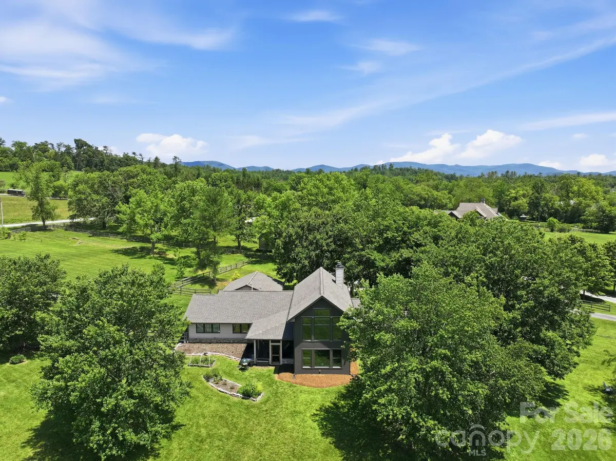 114 Cane Creek Ranch DR, Fletcher, NC 28732